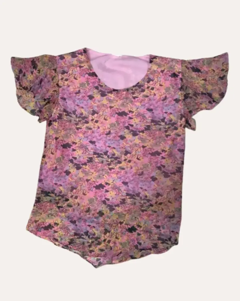 BLUSA CON FLORES
