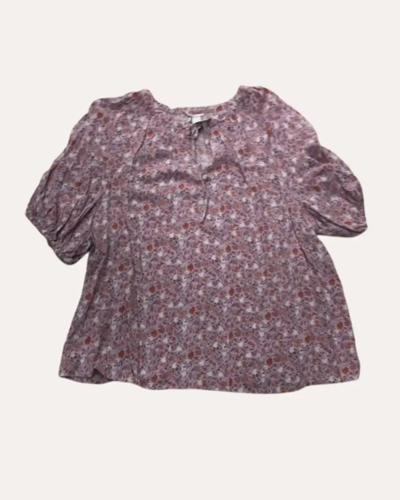 BLUSA ROSA CON FLORES