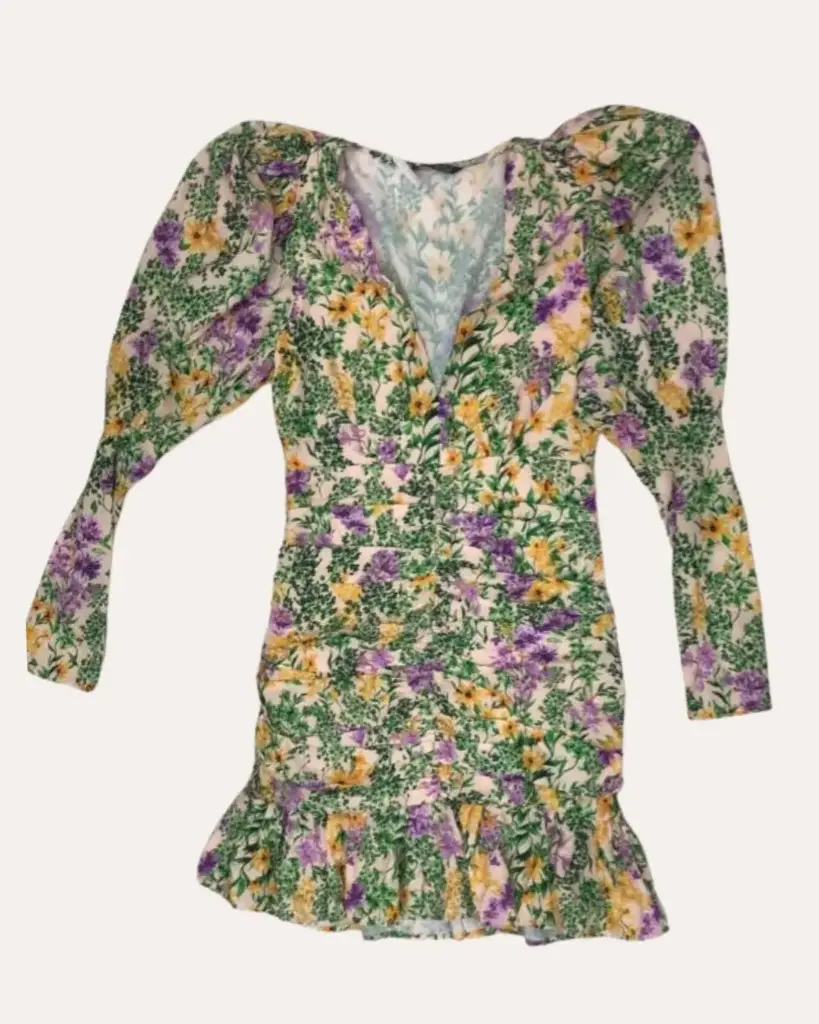 VESTIDO  BEIGE CON FLORES AMARILLAS Y MORADAS