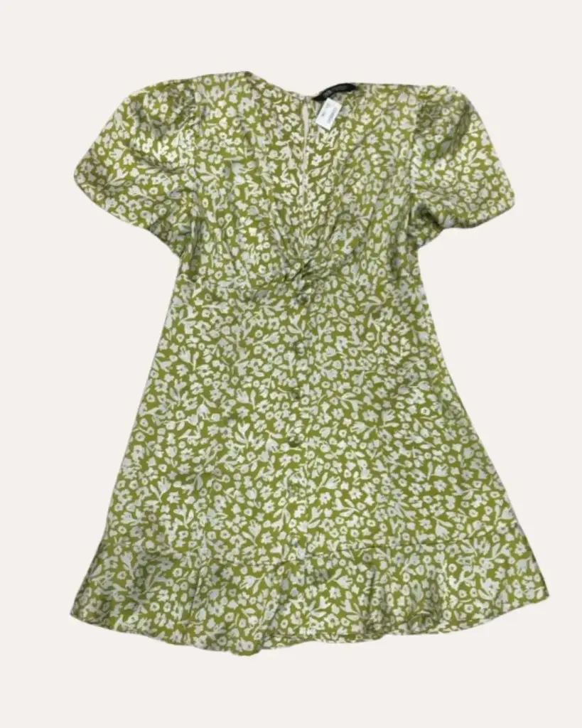 VESTIDO VERDE CON FLORES BLANCAS