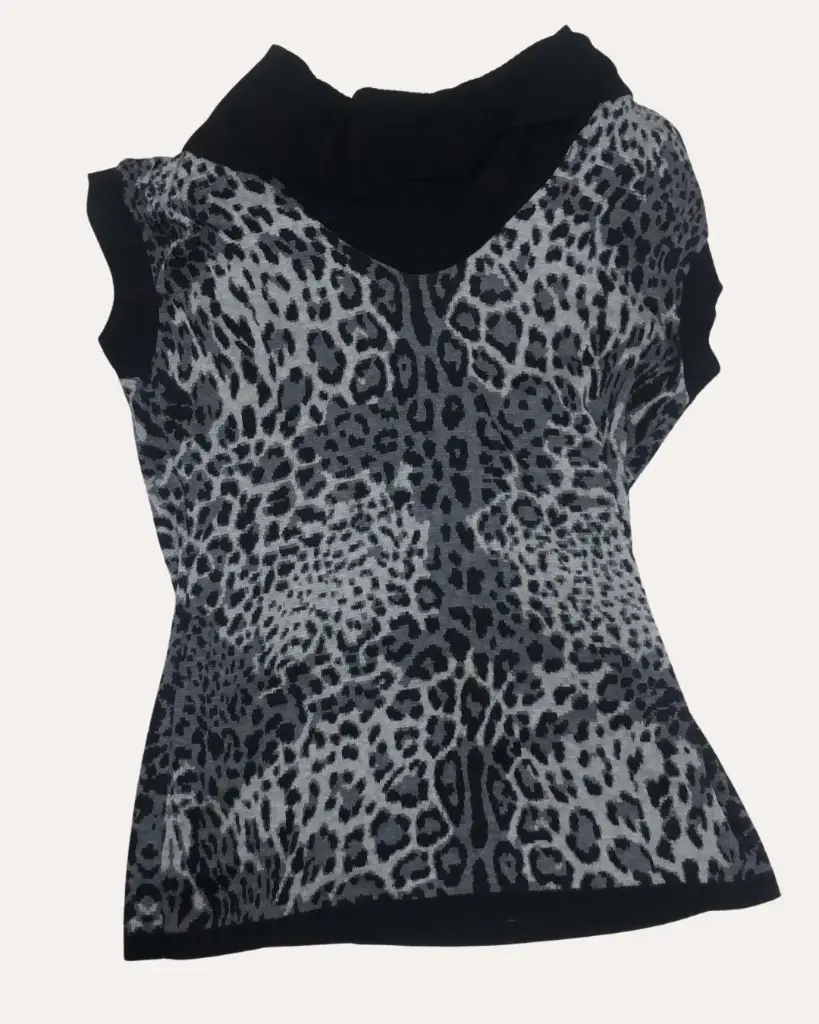 BLUSA NEGRO ANIMAL PRINT