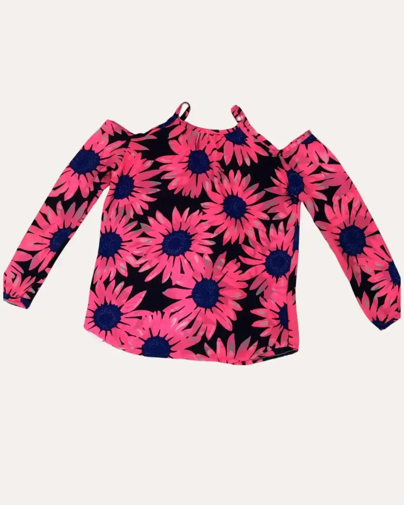 BLUSA FLORES FUCSIAS CON AZUL 