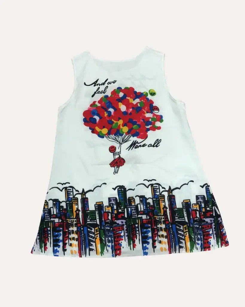 BLUSA BLANCA CON GLOBOS 