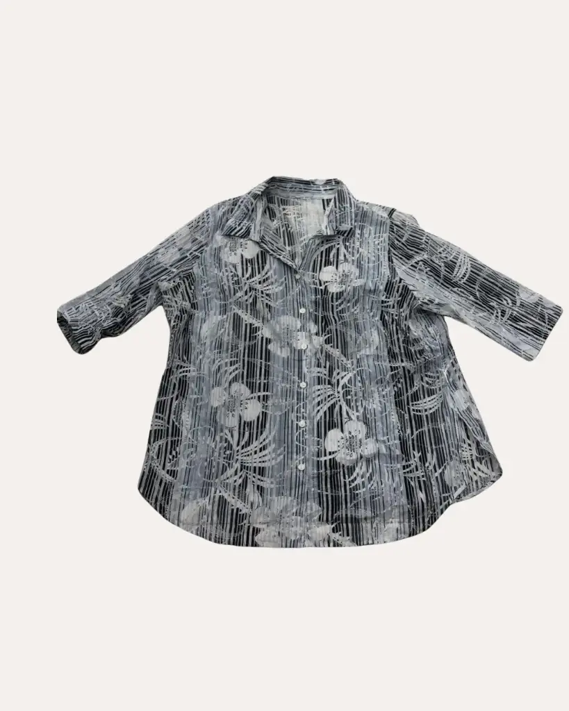 BLUSA A RAYAS AZUL, NEGRO Y BLANCO 