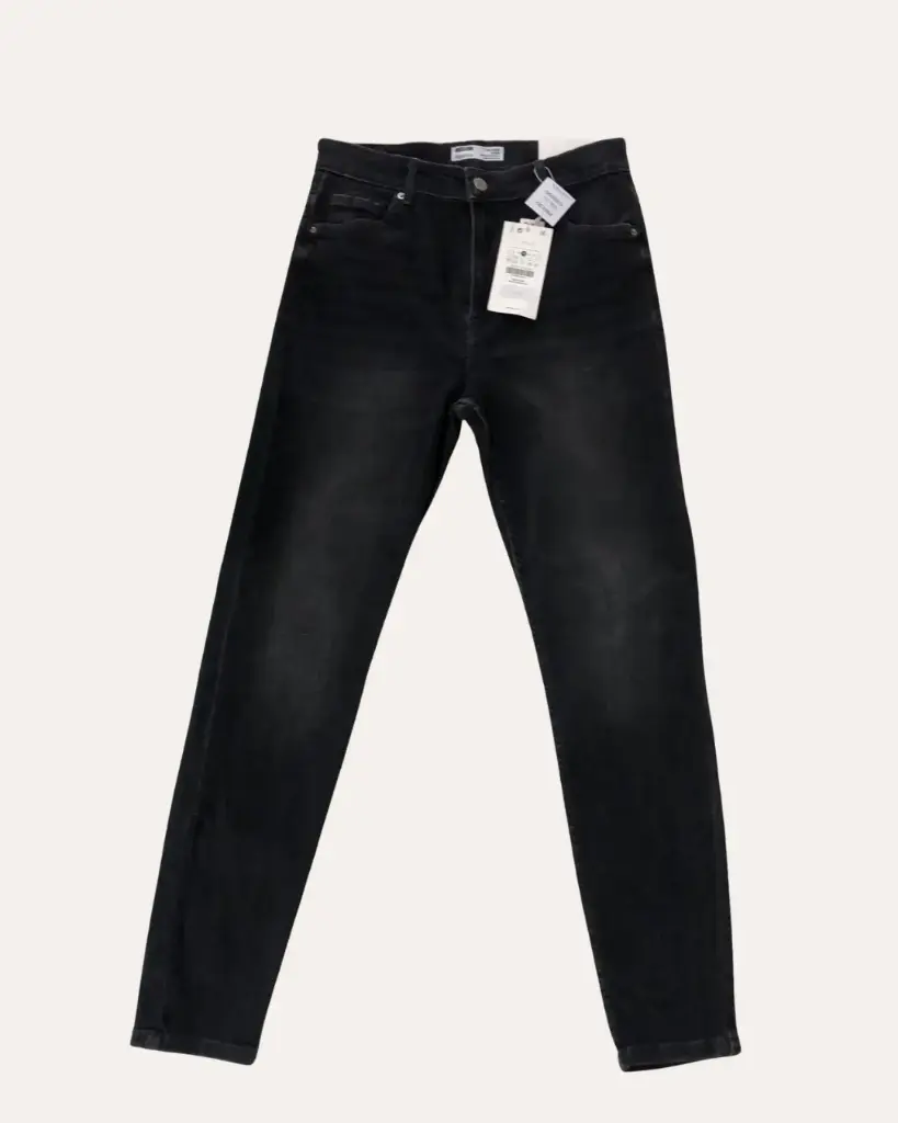 PANTALON NEGRO SKINNY BERSHKA