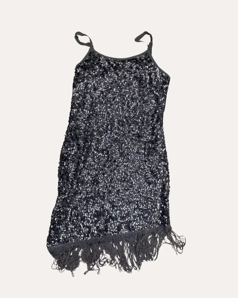 VESTIDO DE LENTEJUELAS PLATEADO 