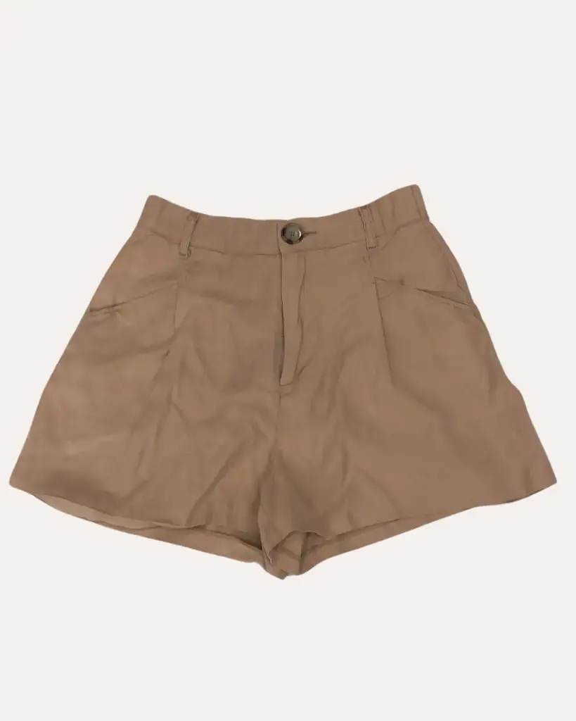 SHORT BEIGE ZARA 