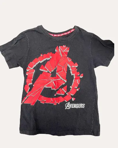 [NHO267] FRANELA NEGRA AVENGERS