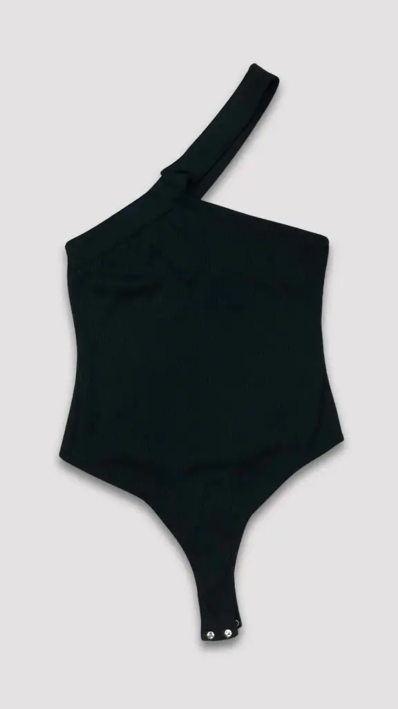 BODY NEGRO ACANALADO 