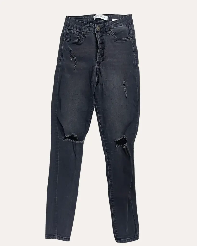 PANTALON NEGROS DESGASTADO MOST WANTED